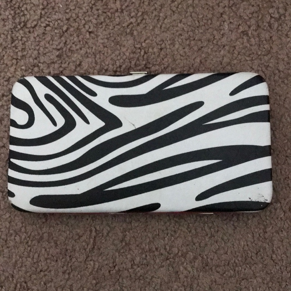 Red/Zebra Wallet.